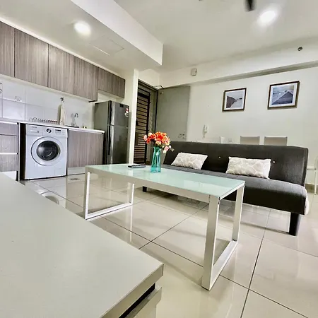 Hyve Comfortable Home Cyberjaya Exterior photo